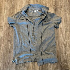 Calvin Klein slim fit liquit touch men’s button down size M grey